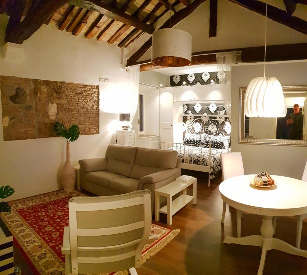 오스티아안티카 La Casa Nel Castello 빌라 외부 사진